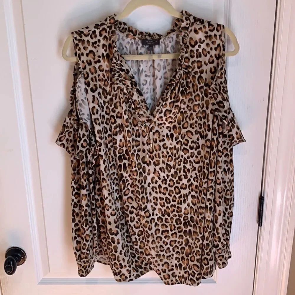 The Limited leopard print cold shoulder blouse